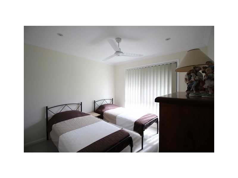 66 Golden Hind Avenue, Cooloola Cove QLD 4580