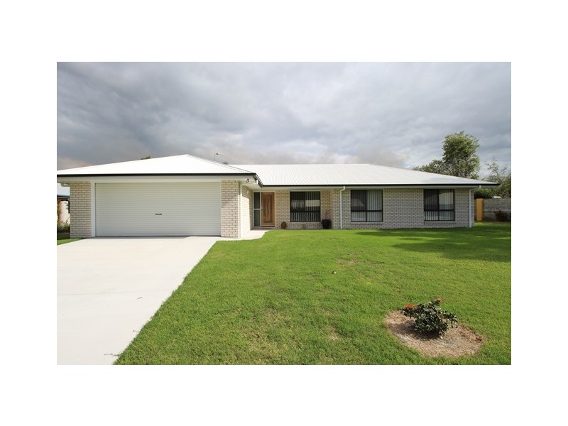 66 Golden Hind Avenue, Cooloola Cove QLD 4580