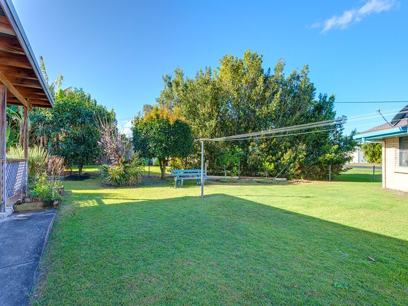 39 Bass Street, Tin Can Bay QLD 4580