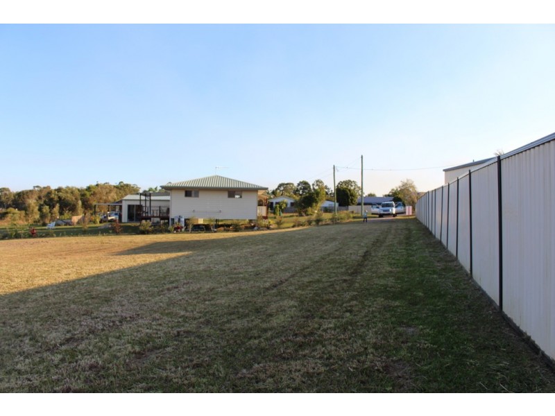 5 Isis Court, Cooloola Cove QLD 4580
