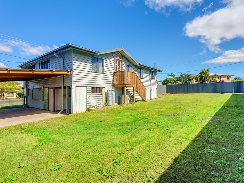 25 Tailor Street, Tin Can Bay QLD 4580