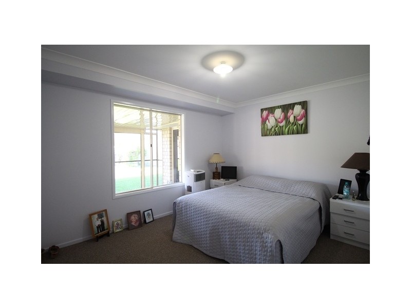 12 ENVIRONS AVENUE, Cooloola Cove QLD 4580