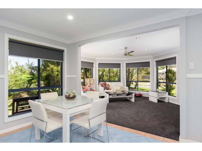 2 Banksia Avenue, Tin Can Bay QLD 4580