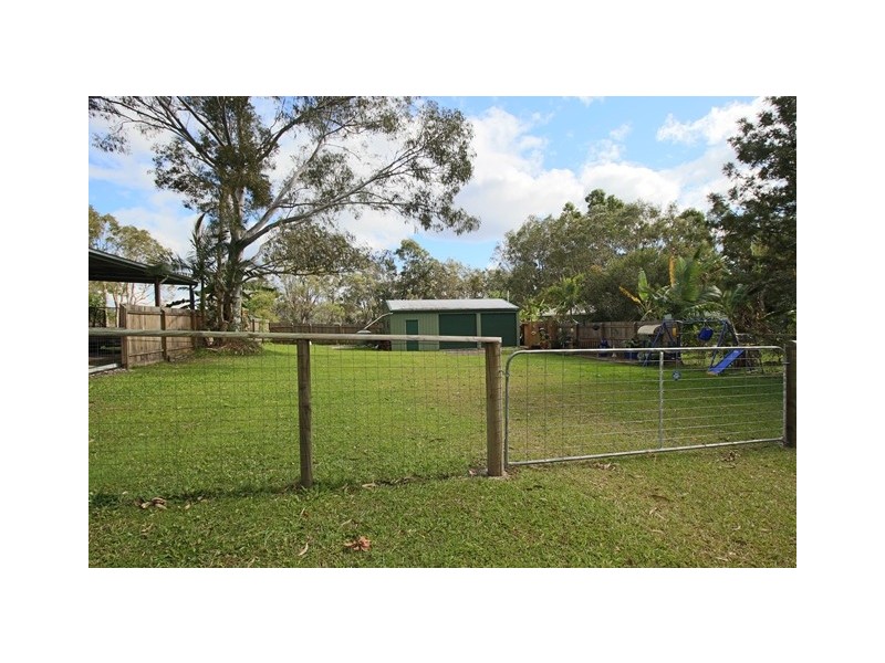 12 Squire Street, Tin Can Bay QLD 4580