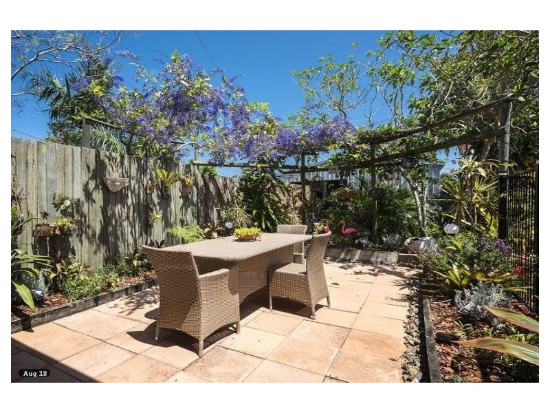 4 Victory Court, Cooloola Cove QLD 4580