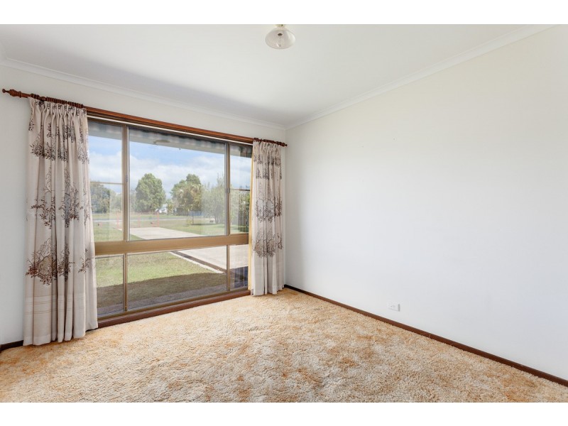 105 INVESTIGATOR AVENUE, Cooloola Cove QLD 4580