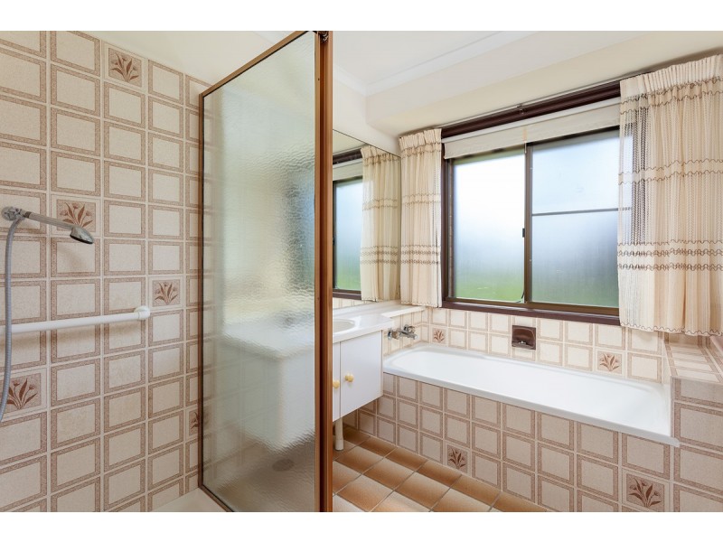 105 INVESTIGATOR AVENUE, Cooloola Cove QLD 4580