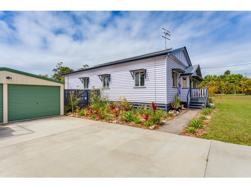 13 Santa Maria Ct, Cooloola Cove QLD 4580