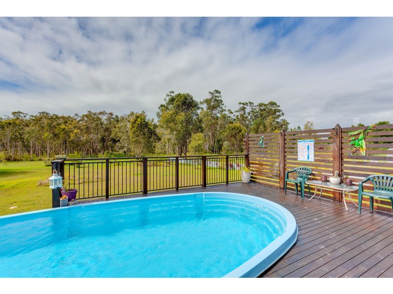 13 Santa Maria Ct, Cooloola Cove QLD 4580