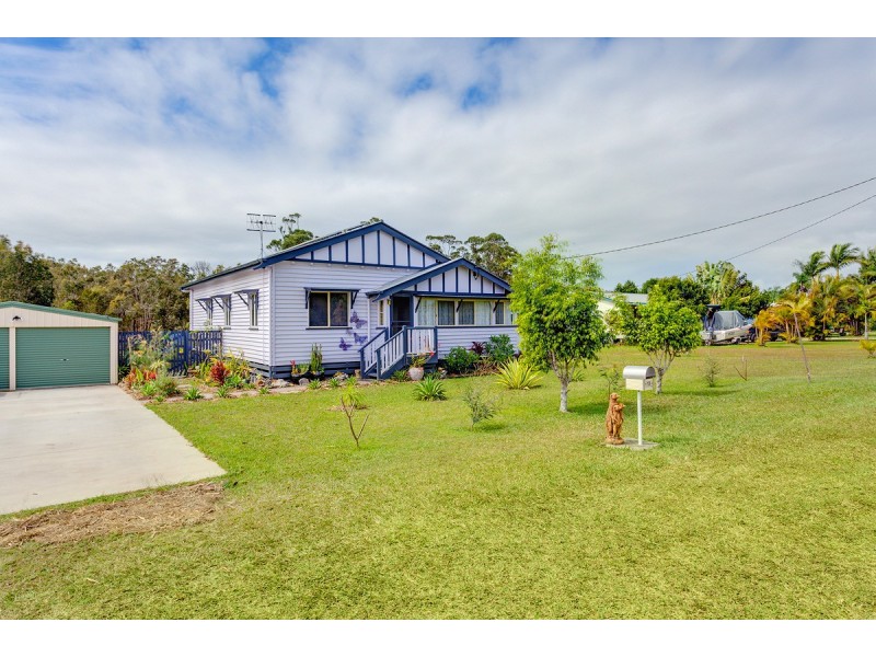 13 Santa Maria Ct, Cooloola Cove QLD 4580
