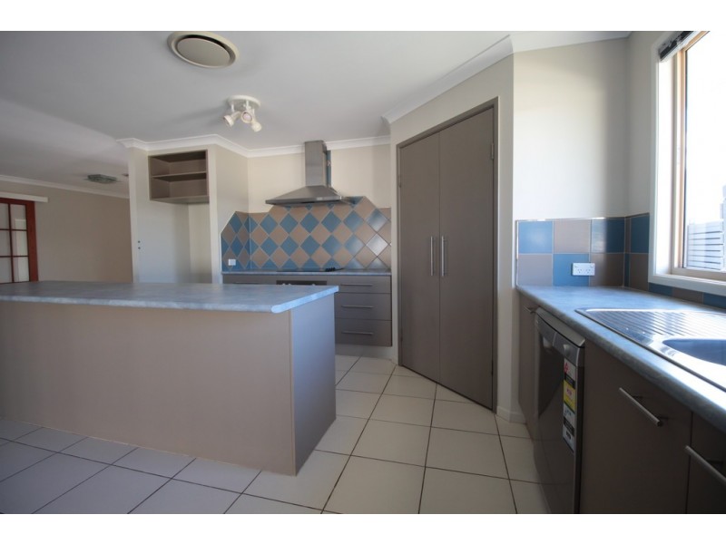 81 Fyshburn Drive, Cooloola Cove QLD 4580