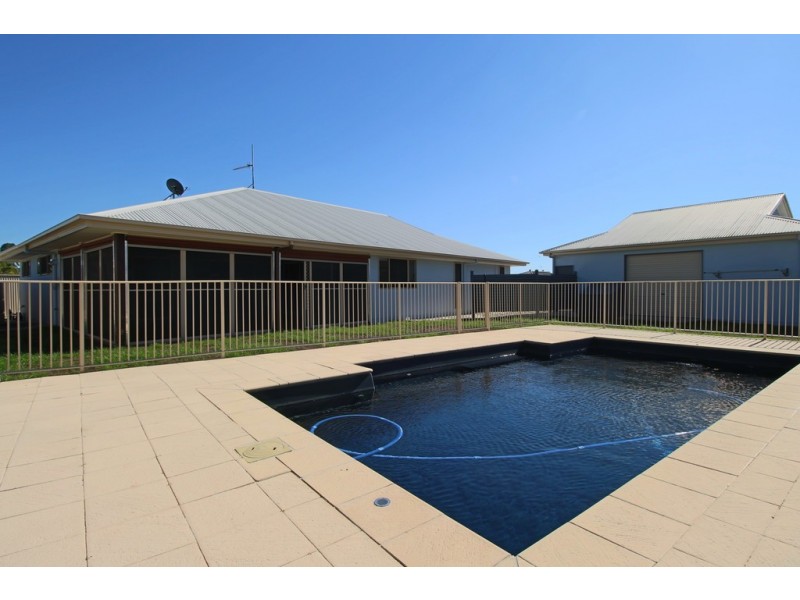 81 Fyshburn Drive, Cooloola Cove QLD 4580