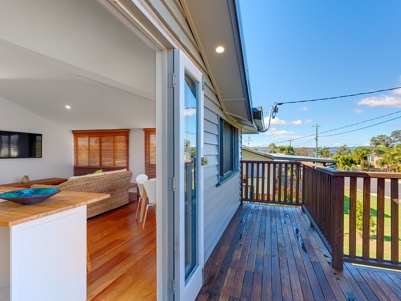 25 Tailor Street, Tin Can Bay QLD 4580