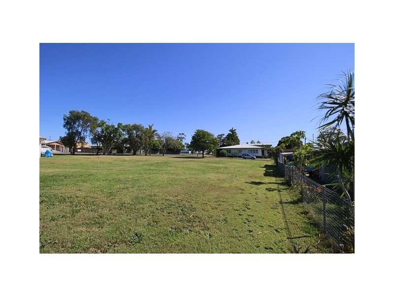 15 Mackeral Street, Tin Can Bay QLD 4580