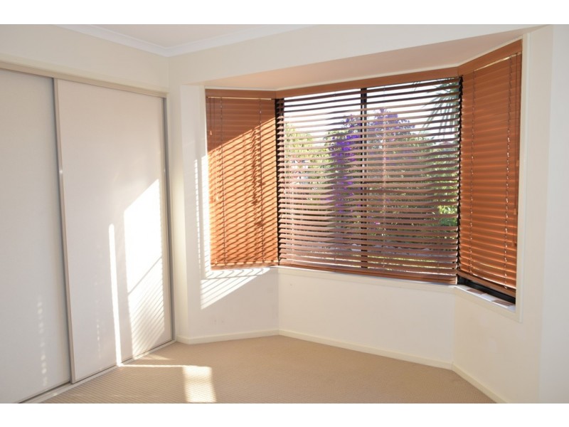 8 Achilles Avenue, Cooloola Cove QLD 4580