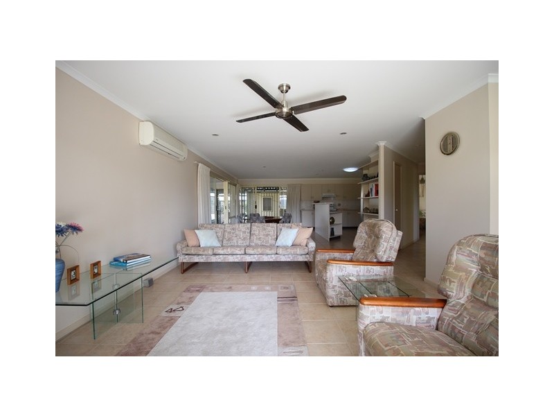 15 Threadfin Street, Tin Can Bay QLD 4580