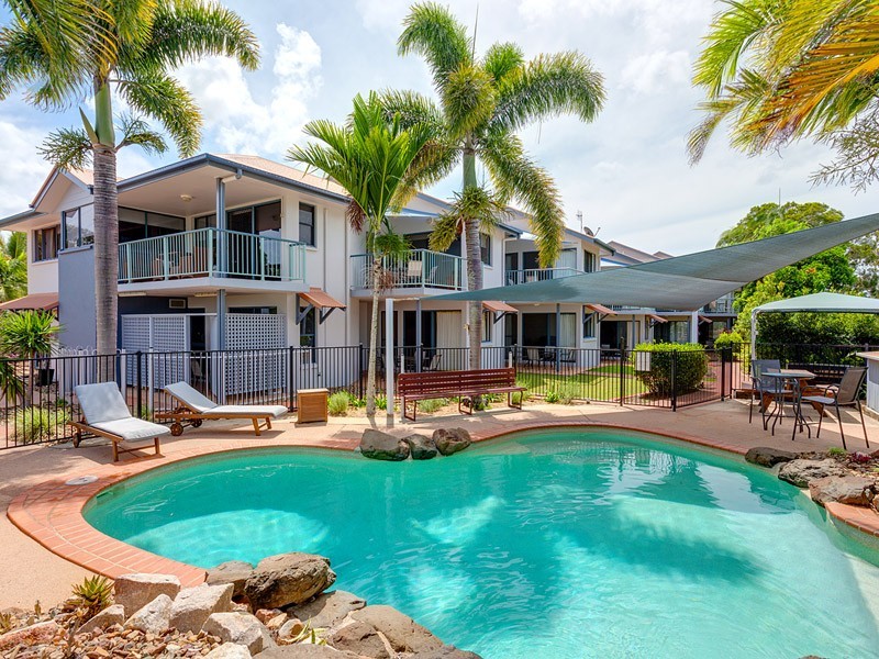 5/40 Esplanade, Tin Can Bay QLD 4580 Raine & Horne Tin Can Bay