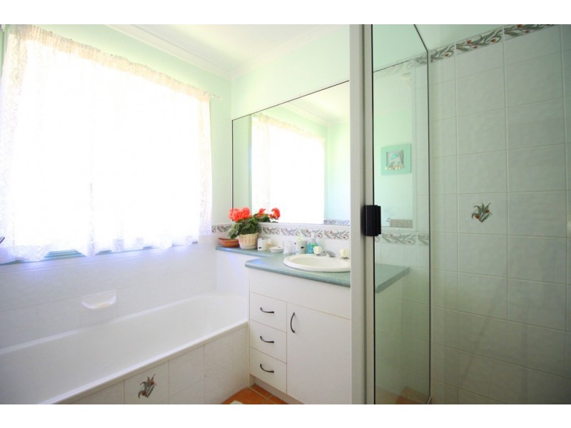 7 GRETEL COURT, Cooloola Cove QLD 4580