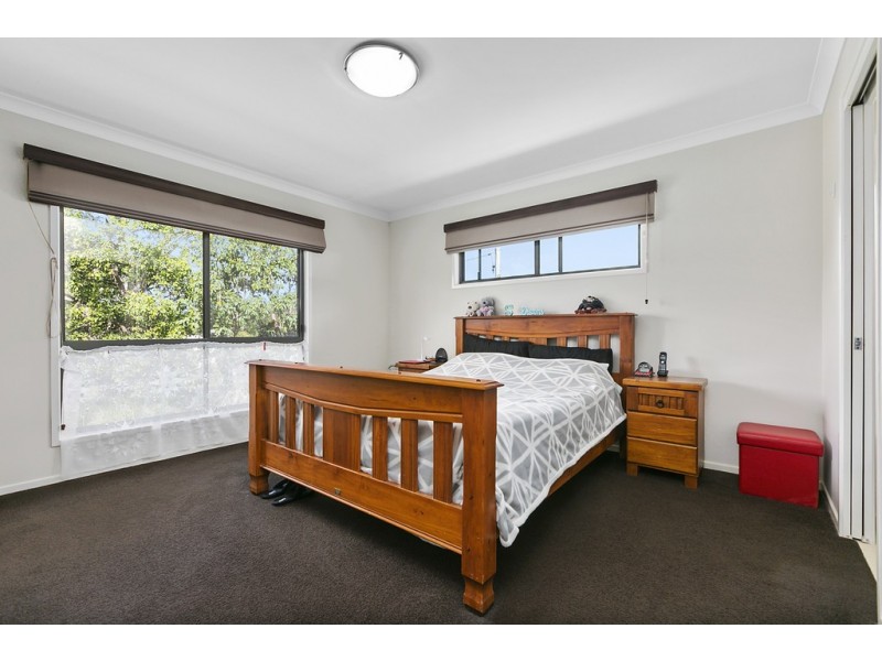 14 Endeavour, Cooloola Cove QLD 4580