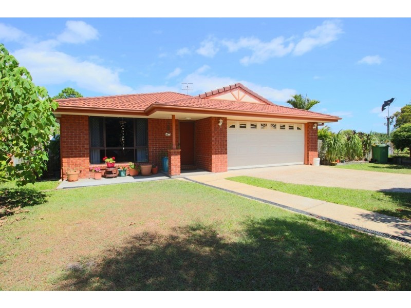 5 Edina Court, Cooloola Cove QLD 4580