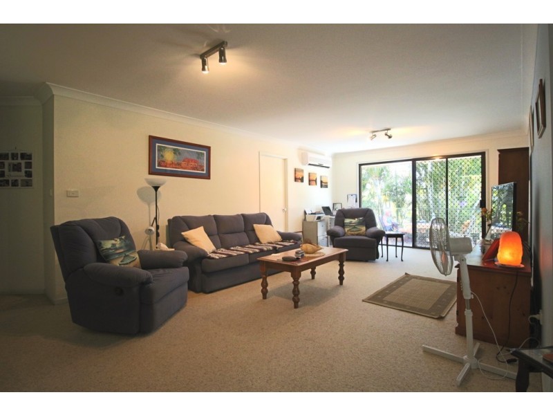 5 Edina Court, Cooloola Cove QLD 4580