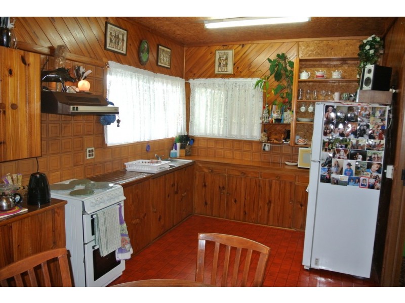 63 Gympie Road, Tin Can Bay QLD 4580