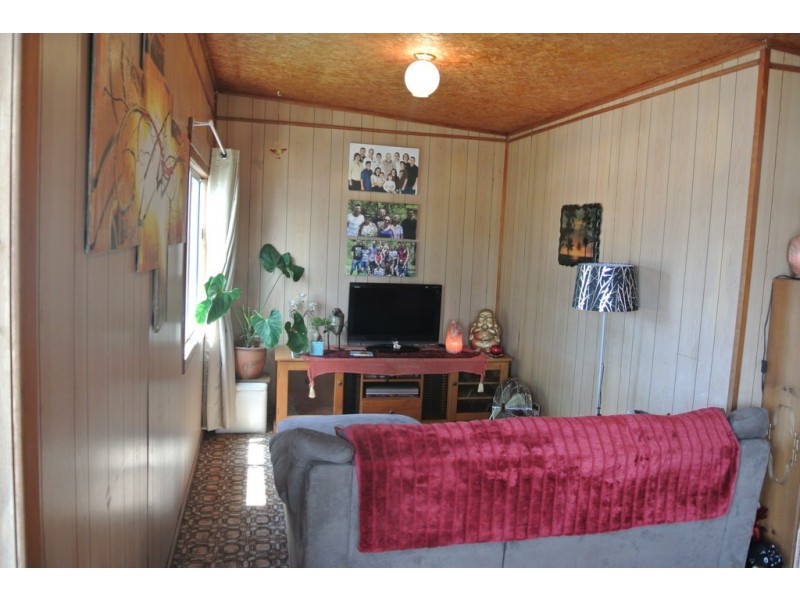 63 Gympie Road, Tin Can Bay QLD 4580