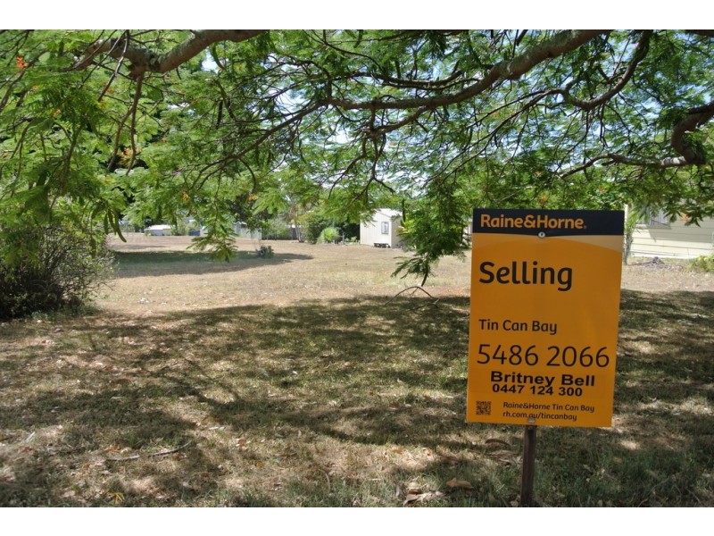76-78 Emperor Street, Tin Can Bay QLD 4580