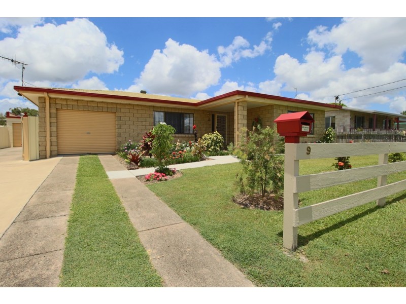 9 Marlin Way, Tin Can Bay QLD 4580