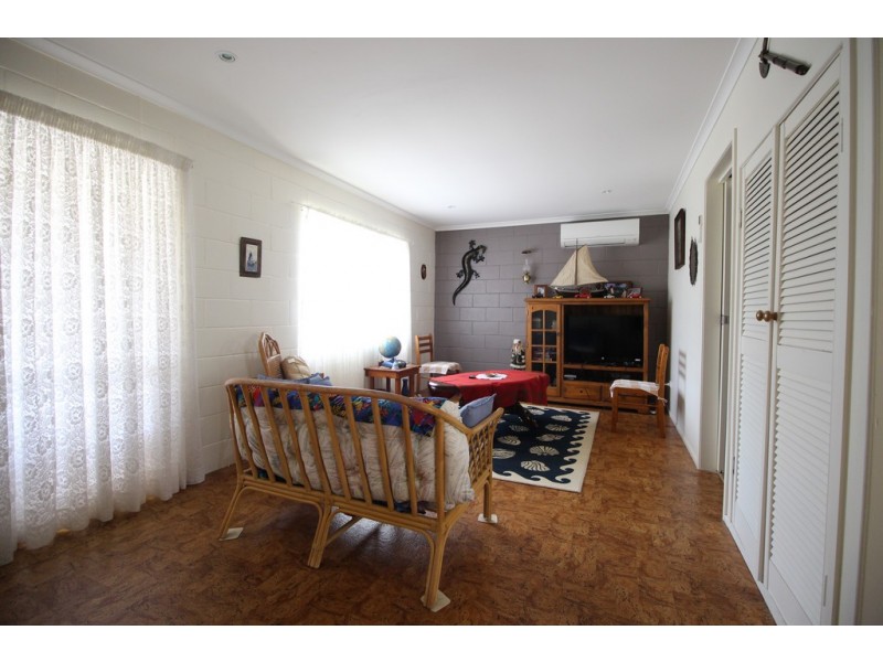 9 Marlin Way, Tin Can Bay QLD 4580