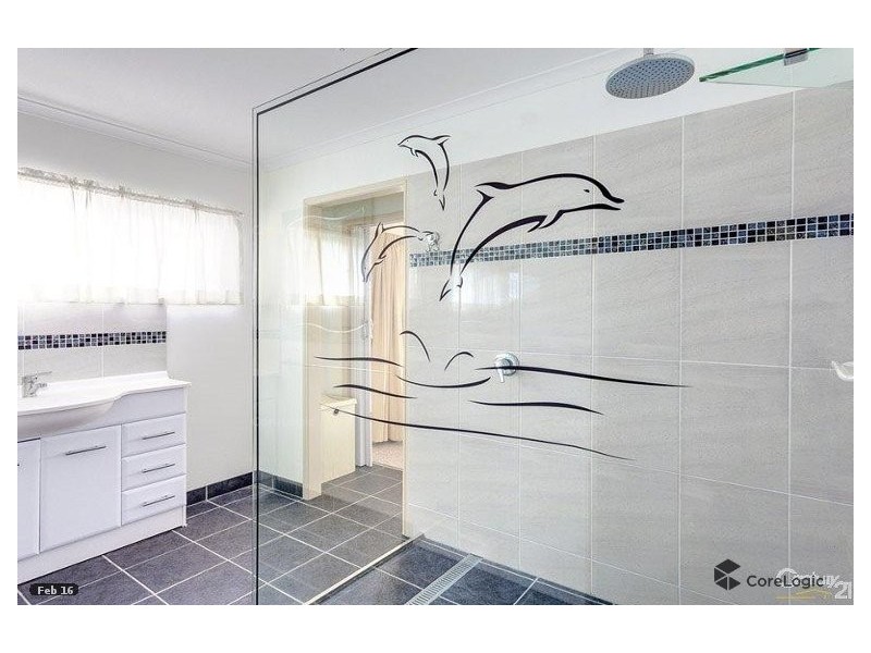 9 Marlin Way, Tin Can Bay QLD 4580