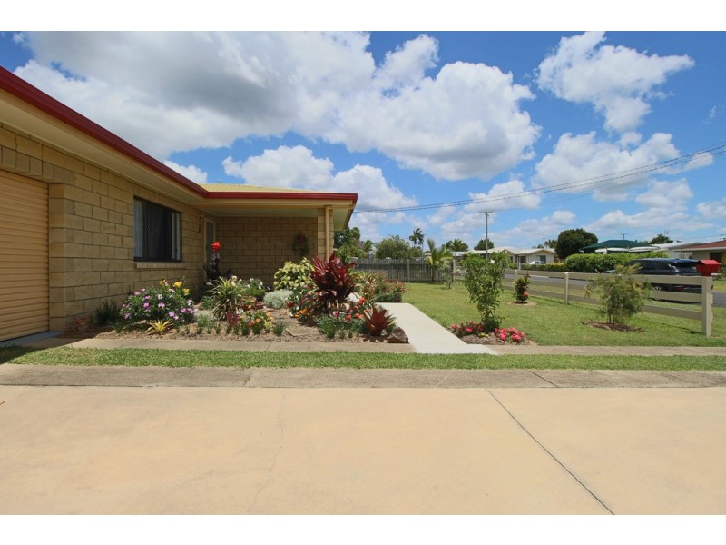 9 Marlin Way, Tin Can Bay QLD 4580