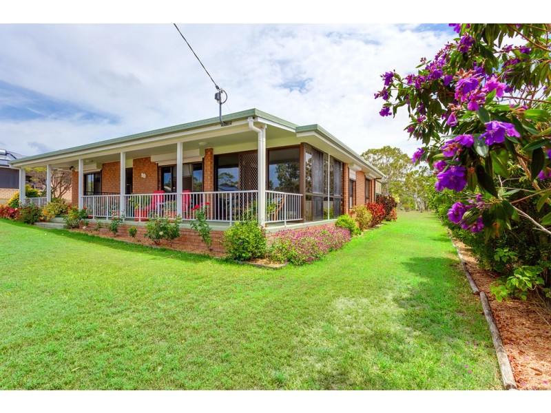 80 Endeavour Drive, Cooloola Cove QLD 4580