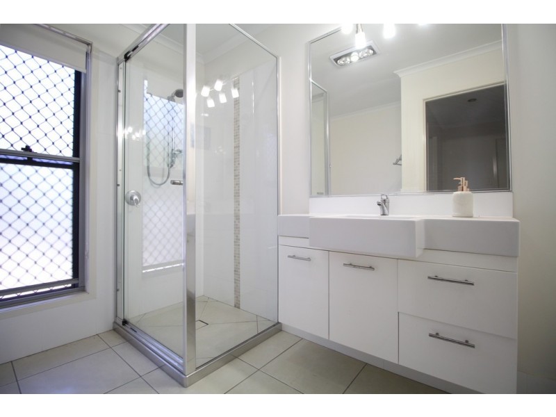 17 Dugong Street, Tin Can Bay QLD 4580