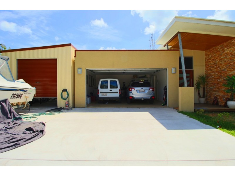 17 Dugong Street, Tin Can Bay QLD 4580