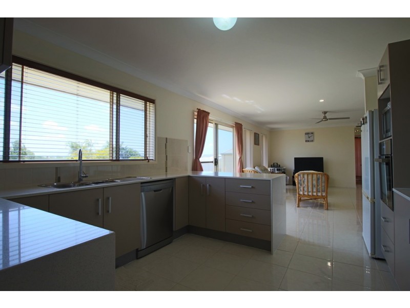 37 Investigator Avenue, Cooloola Cove QLD 4580