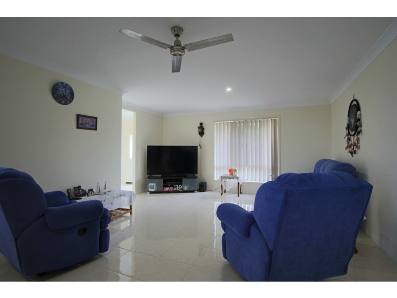 37 Investigator Avenue, Cooloola Cove QLD 4580