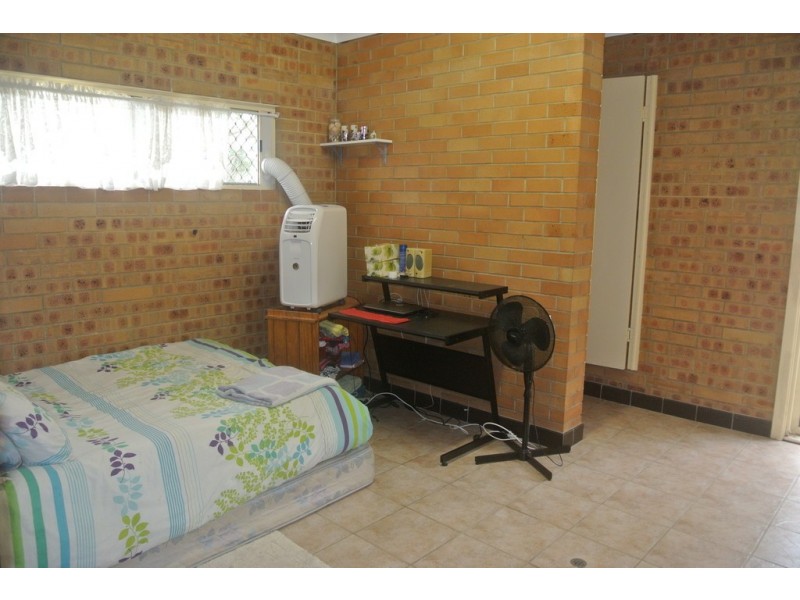211 GYMPIE ROAD, Tin Can Bay QLD 4580