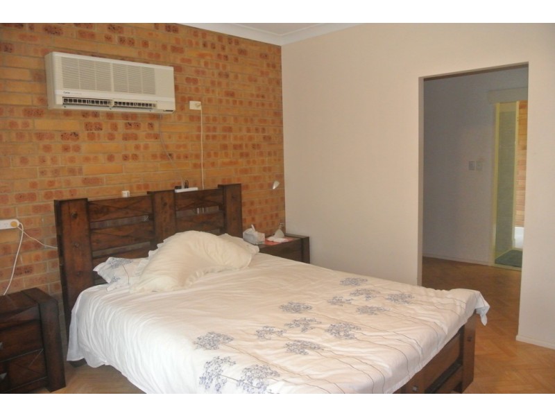 211 GYMPIE ROAD, Tin Can Bay QLD 4580