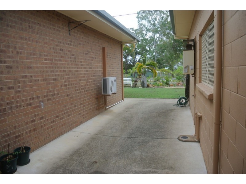 211 GYMPIE ROAD, Tin Can Bay QLD 4580