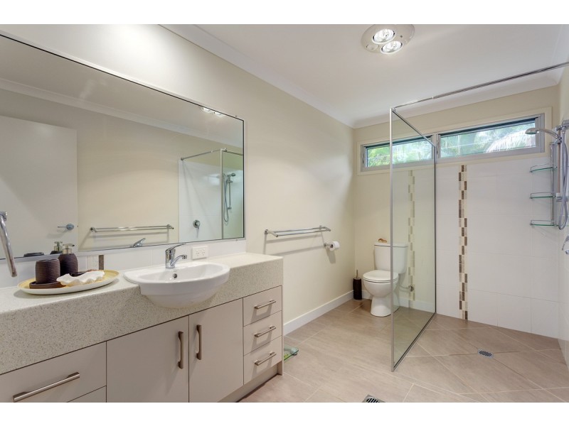 18 Mitchell Street, Tin Can Bay QLD 4580