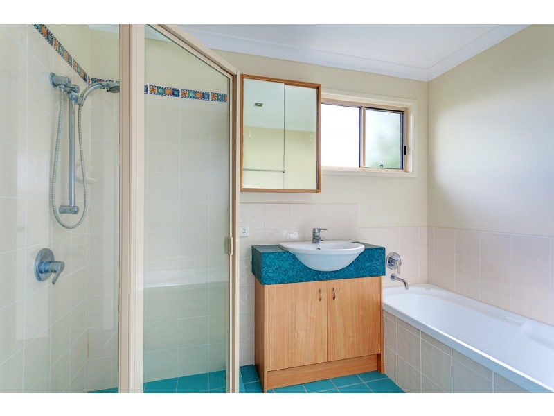 2 17 BASS STREET, Tin Can Bay QLD 4580