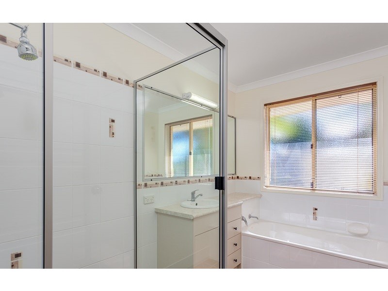 5 Krait Court, Cooloola Cove QLD 4580