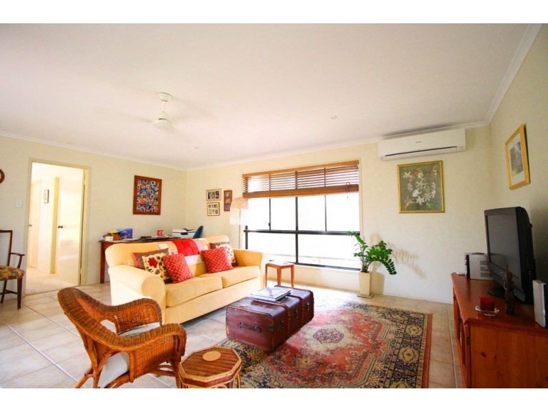 19 Norfolk Court, Cooloola Cove QLD 4580