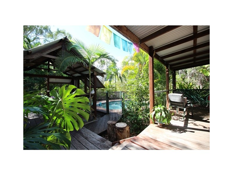 2 SENTINEL COURT, Cooloola Cove QLD 4580