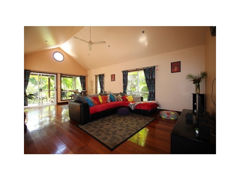 2 SENTINEL COURT, Cooloola Cove QLD 4580