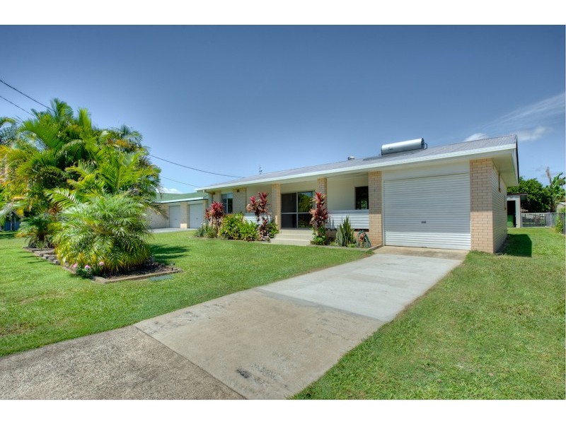 4 Buchanan Avenue, Tin Can Bay QLD 4580