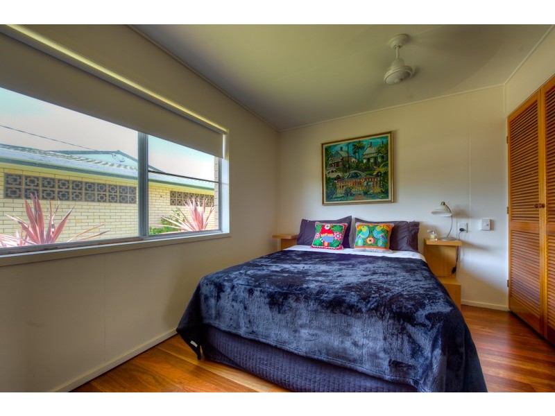 4 Buchanan Avenue, Tin Can Bay QLD 4580