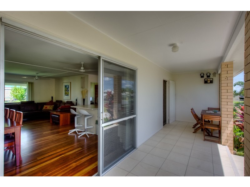 4 Buchanan Avenue, Tin Can Bay QLD 4580