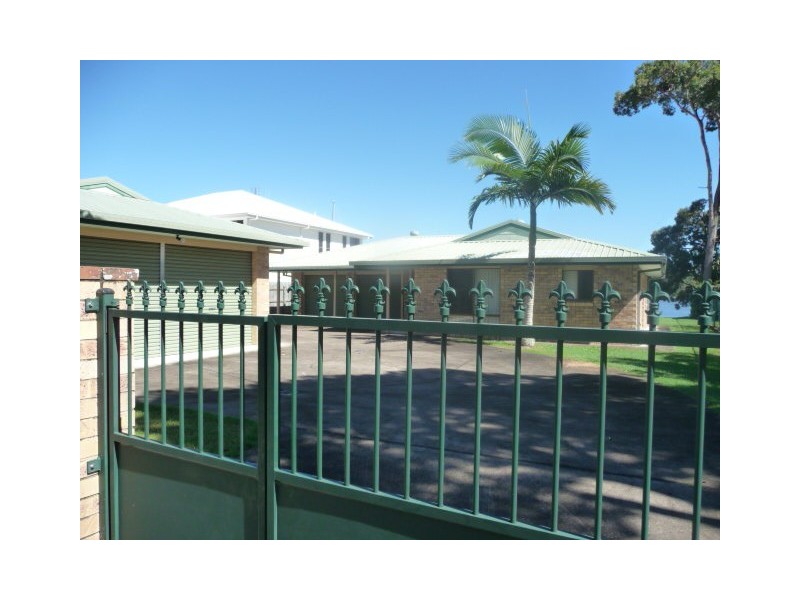 12 Esplanade, Tin Can Bay QLD 4580